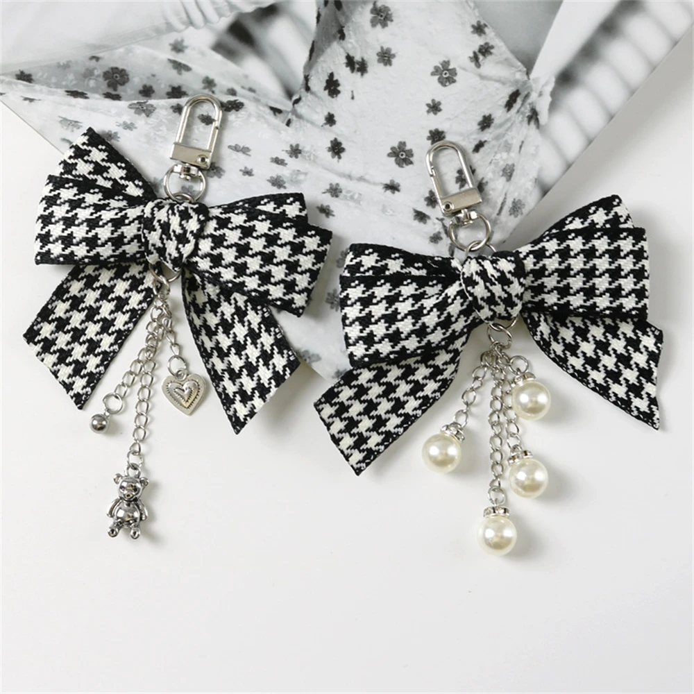 Nero Bianco Reticolo Bowknot Portachiavi Perla Cuore Catena A Maglia Portachiavi Nappa Metallo Orso Auto Gingillo Borsa Ciondolo Accessori