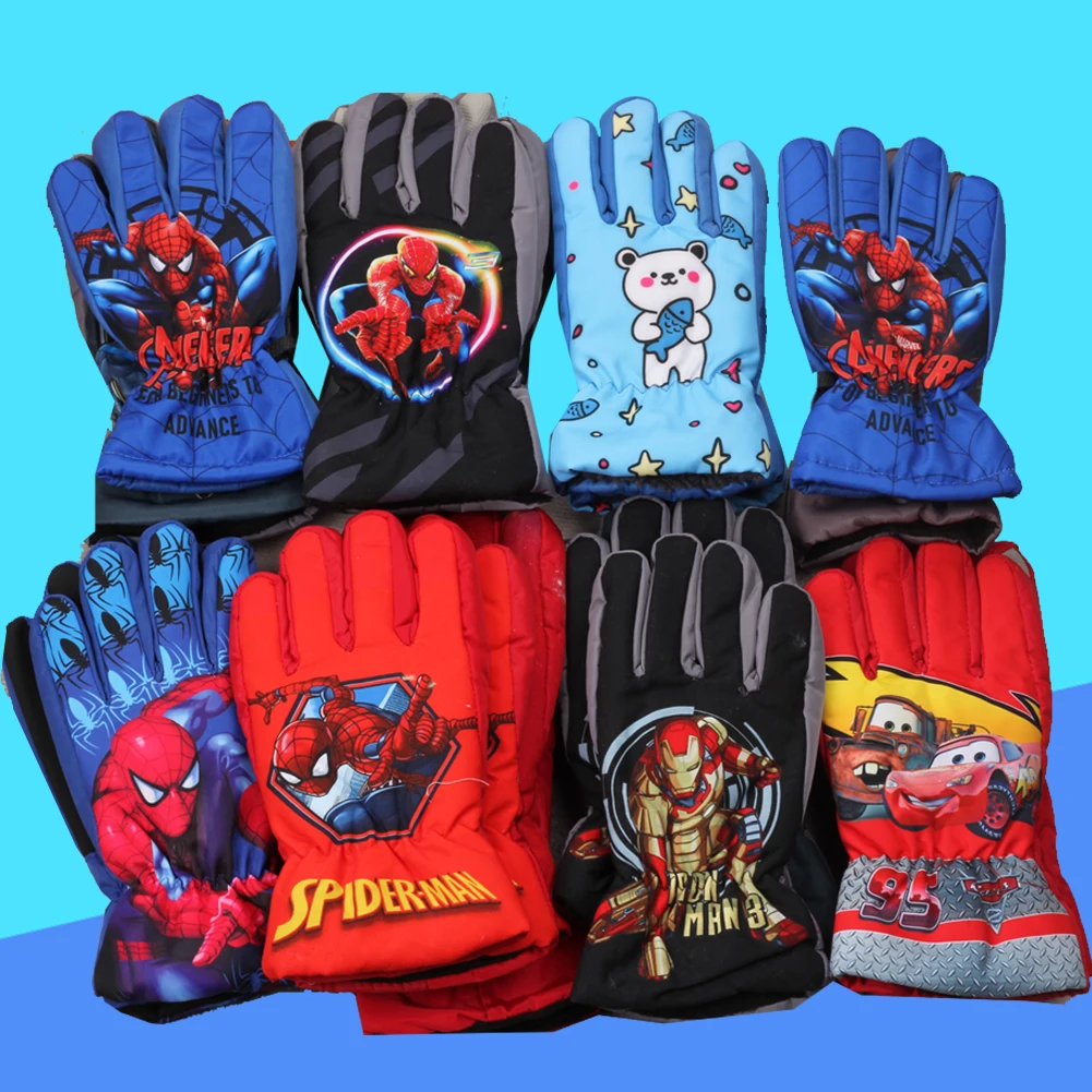 Winter Random children skiing gloves Outdoor cartoon windproof plush and thick insulation boys gloves 5-14Years 1pair winter gloves ski gloves