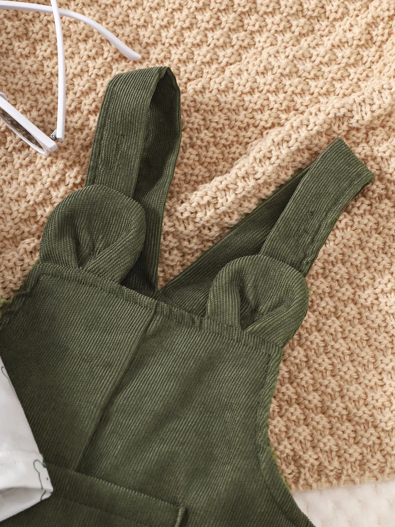 Baby Bear Strap Pants Set 4