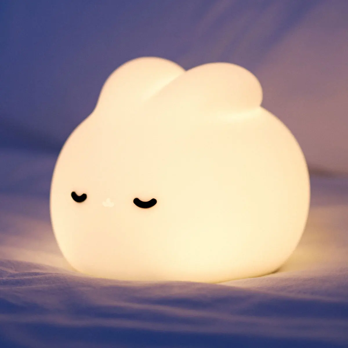 Luce Notturna Coniglio Silicone Morbido | Ricaricabile USB Con 3 Livelli Di Luminosità | Compagno Di Giochi Kawaii Per Bambini | Lampada Da Notte Per Camera Letto