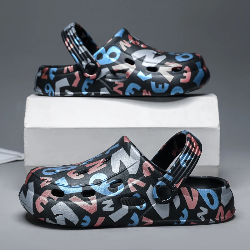 Children Shoes Boys Girls Slippers Garden Shoes Sandals for Kids EVA Lightweight Waterproof Boy Sandal Clogs Fashion