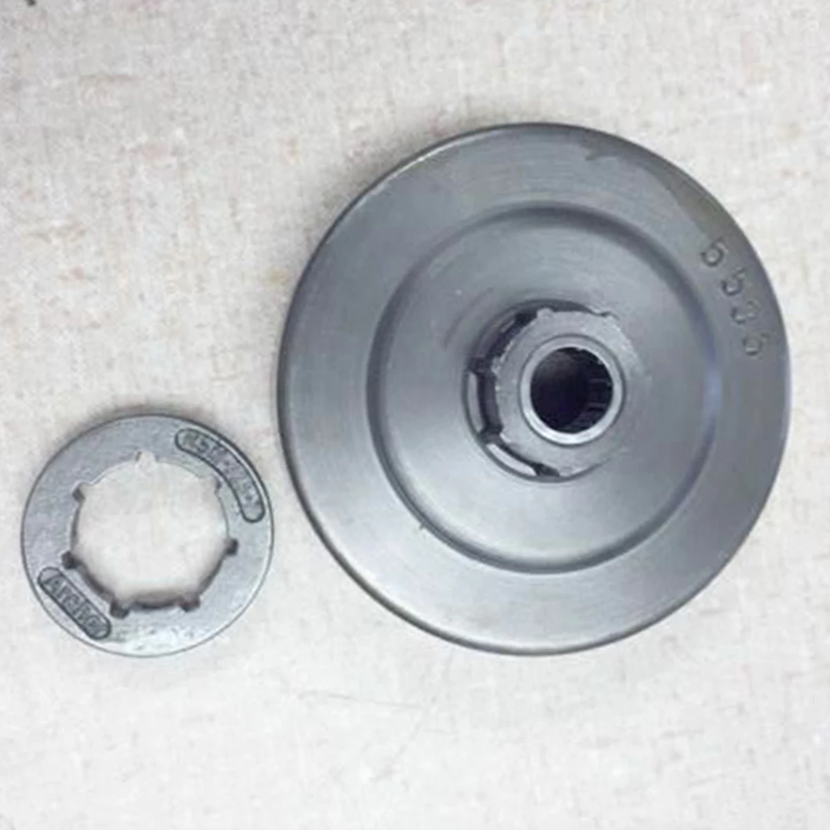 

Experience Smooth and Reliable Cutting Chainsaw Rim Sprocket 325 , 7T for STIHL MS170, MS180, M 10, M 30, M 50