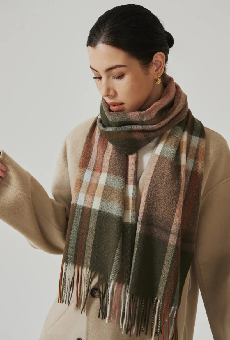 2024 New 100% Wool Scarf Winter Premium Plaid Shawl Versatile Simple Tassel Bib (30 Free Customized Embroidery Logo)