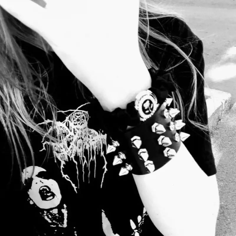 Leather Bracelet Vintage Three Row Cuspidal Spikes Rivet Stud Wide Cuff PU Punk Gothic Rock Unisex Men Jewelry