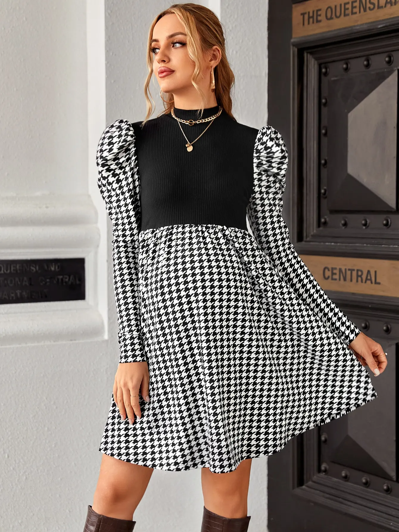 Pregnant Woman Plaid Dress Long Sleeved Skirt
