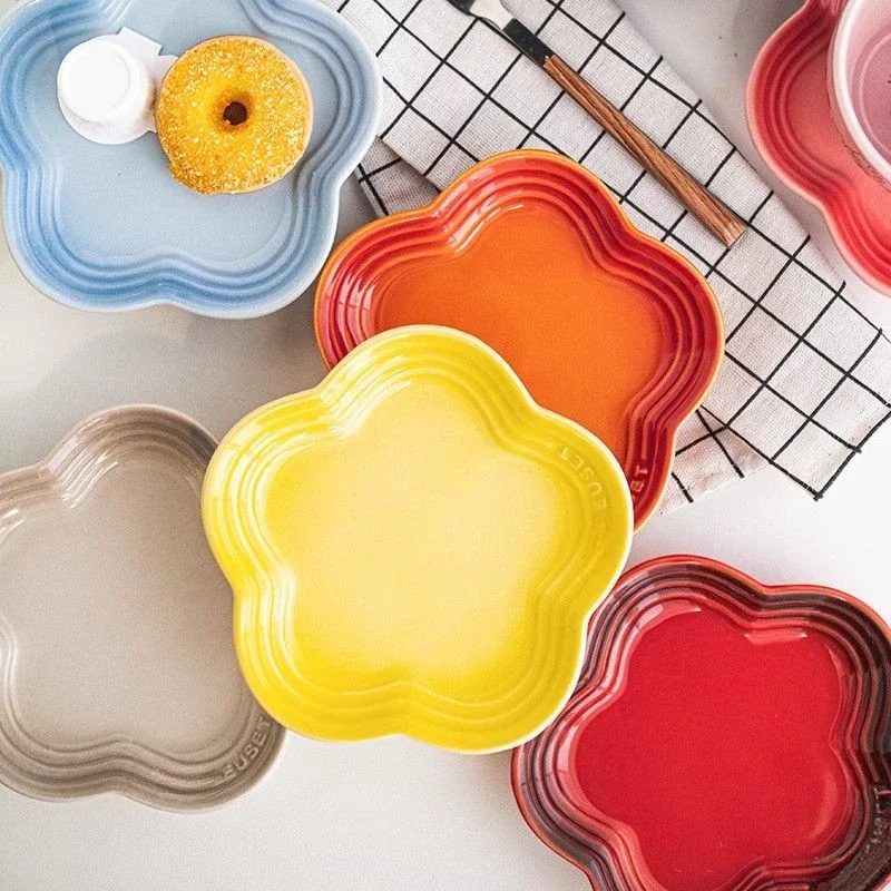 Ceramic Dish Cool Colored Plum Blossom Small Plate 14cm Sauce Pet Plates Gradual Spit Bone Dish Cutlery French Ceramic Dishs