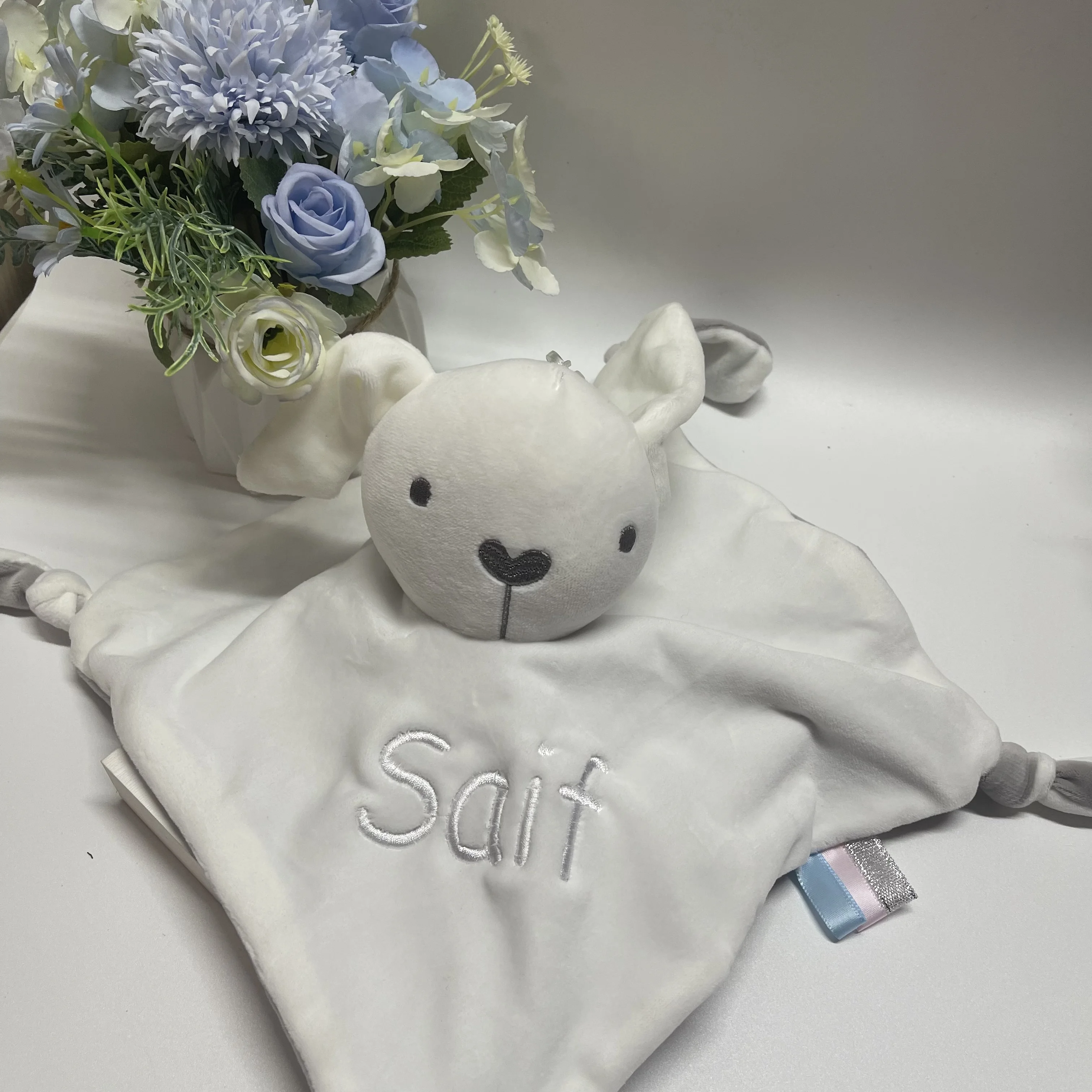 �� ������ �峭�� ����� �𽽸� ��ġ�� ����, ������ �ڼ� �̸� ���̺� ���� ����, �� ���� ����, ����ǰ