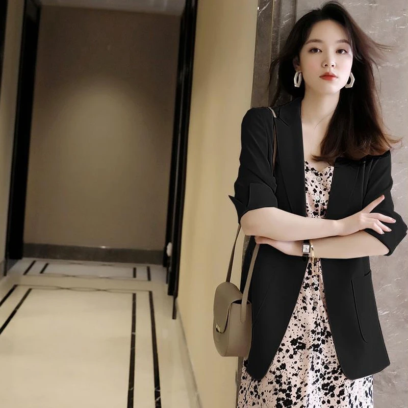 2023 Women's Clothing New Fashion Casual Loose Office Lady Notched Temperament Button Solid Color Dignified Intellectual Blazers