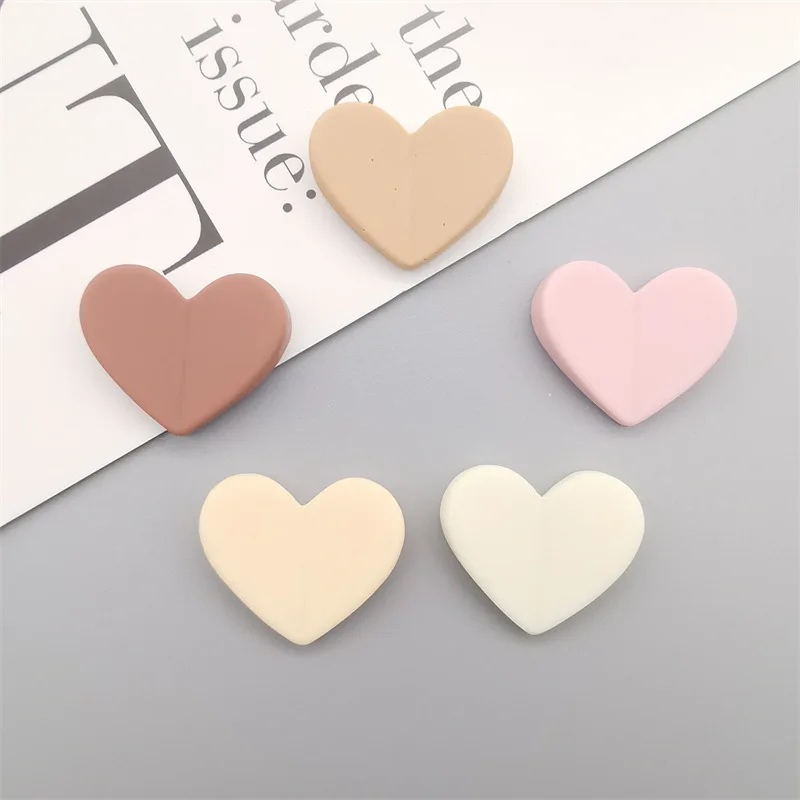 

10Pcs Coffee Colour Concave Love Heart Resin DIY Hat Icebox Barrette Mobile Phone Case Scrapbook Cream Glue Flat Back Resin