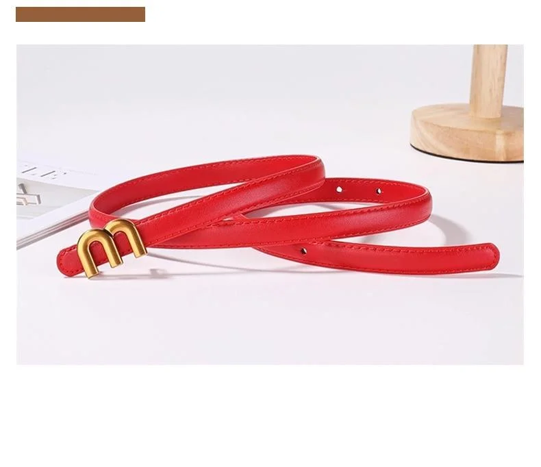 Cinturón de mujer con hebilla m en aleación estilo minimalista_voghion.com