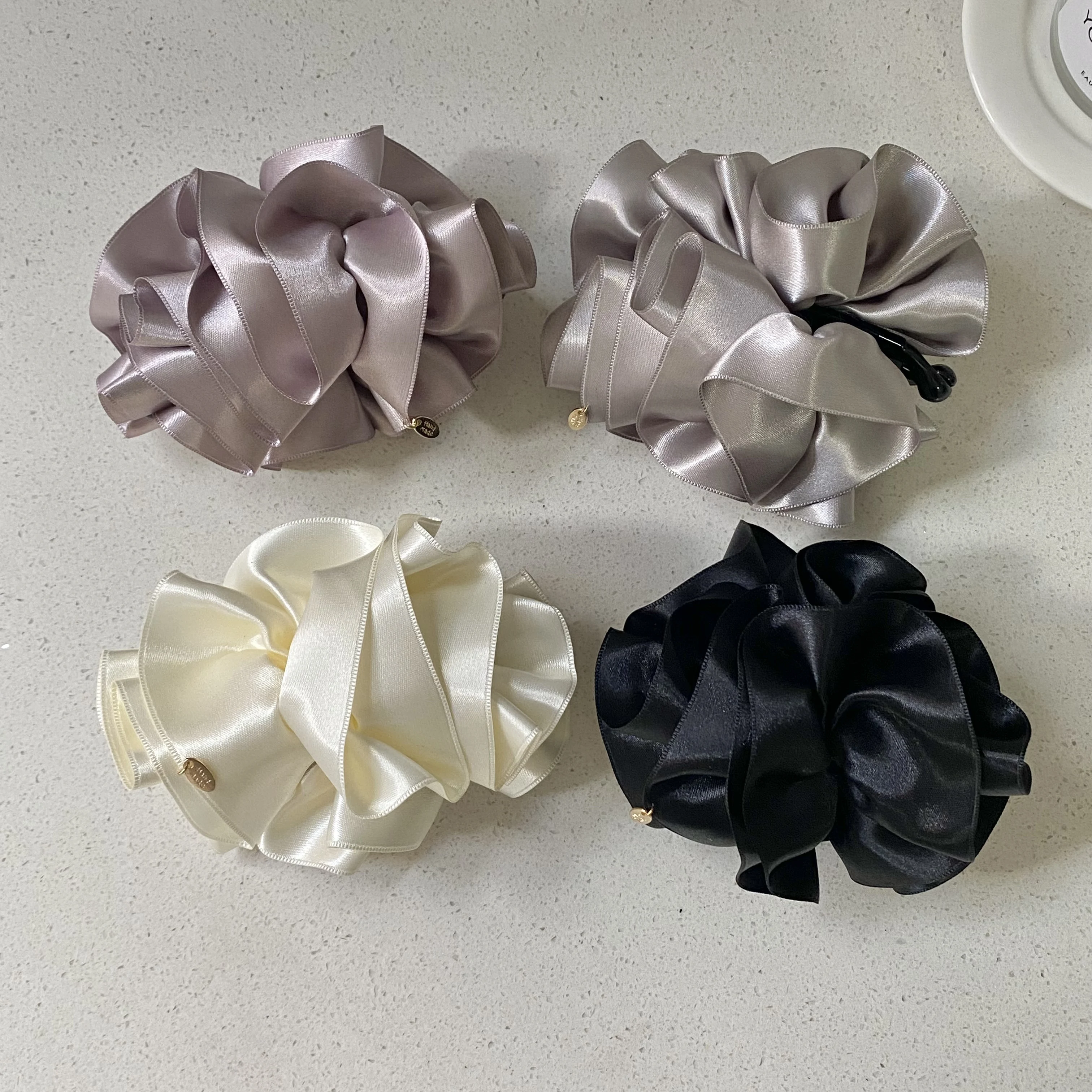 1PC Elegant Hair Claw Clips Set, Stylish Hair Accessories for Women, Chic Hair Grips for Daily and Party Wear