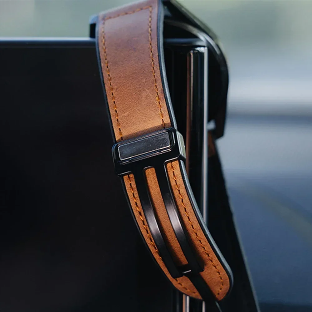 Elegant Leather Silicone Hybrid Strap - Premium Wristband Bracelet in Multiple Sizes