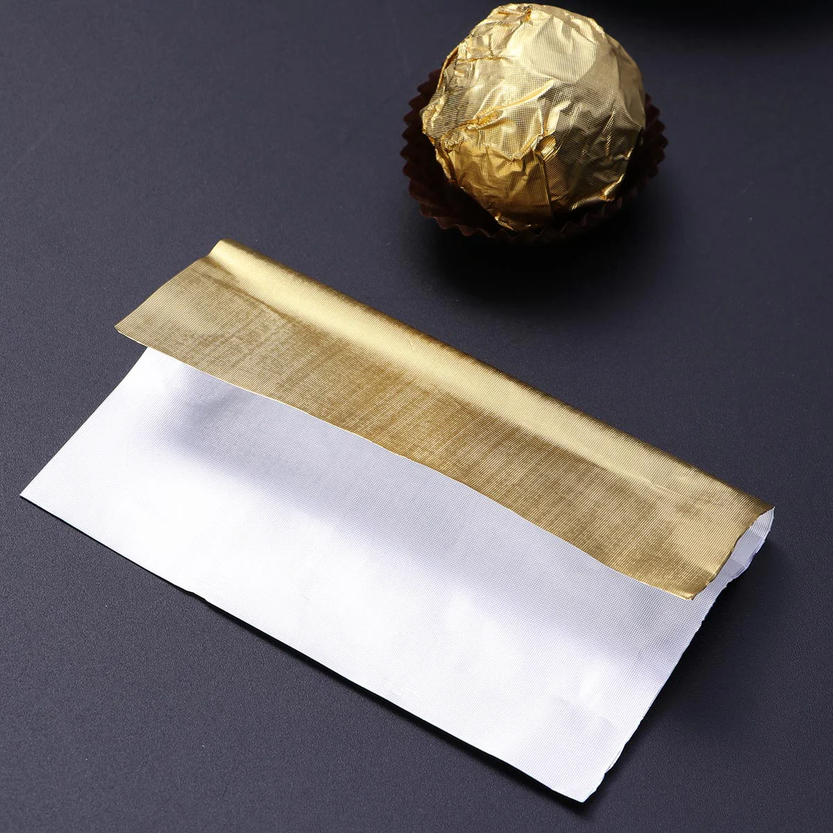 

Food Grade Nontoxic Practical Gold Gift Wrap Storage Paper Aluminum Foil Embossing Paper for Chocolate Candy Sweetmeat