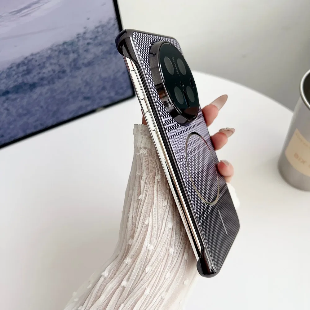OPPO Find X8 Series Carbon Fibre Magnetic Wireless Charging Protective Case