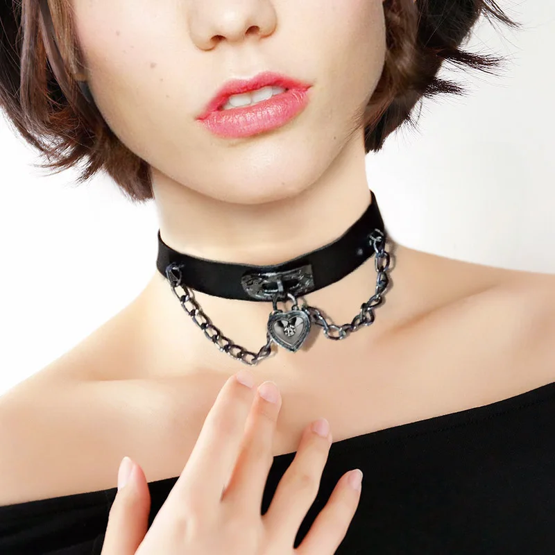 Heart Chains Choker Necklace Women 