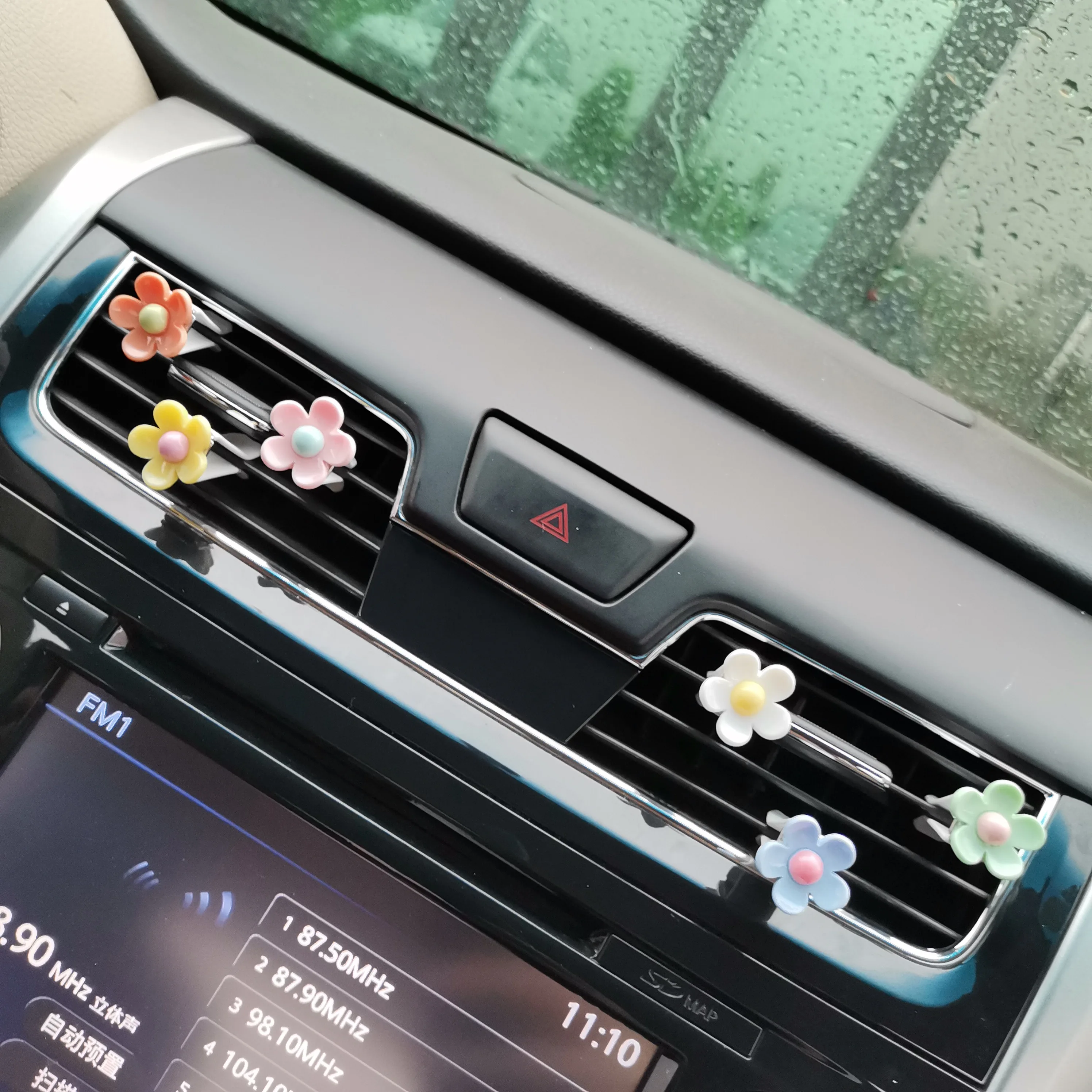 ����ǰ ũ������Ƽ�� �Ϳ��� �ڵ��� ��� Ŭ��, ������ ���� ���ⱸ ��� ���׸��� ��ǰ, �ڵ��� �׼����� ��ǰ, ���� ����