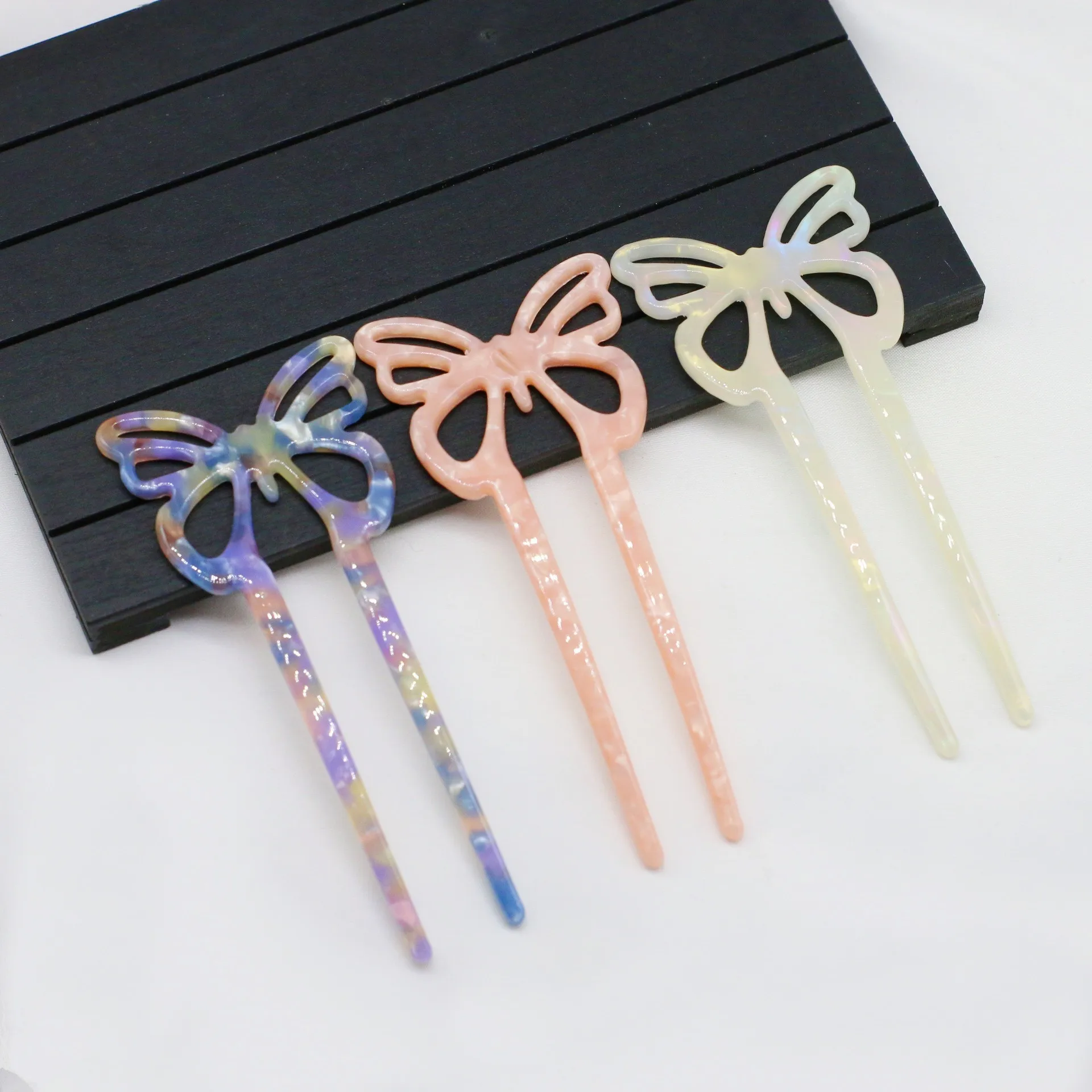 

2 PCS 5cm*11.4cm Acrylic Butterfly Hair Fork Base Acetic Acid Hair Stick Antique Hair Accessories Simple Elegant Headwear