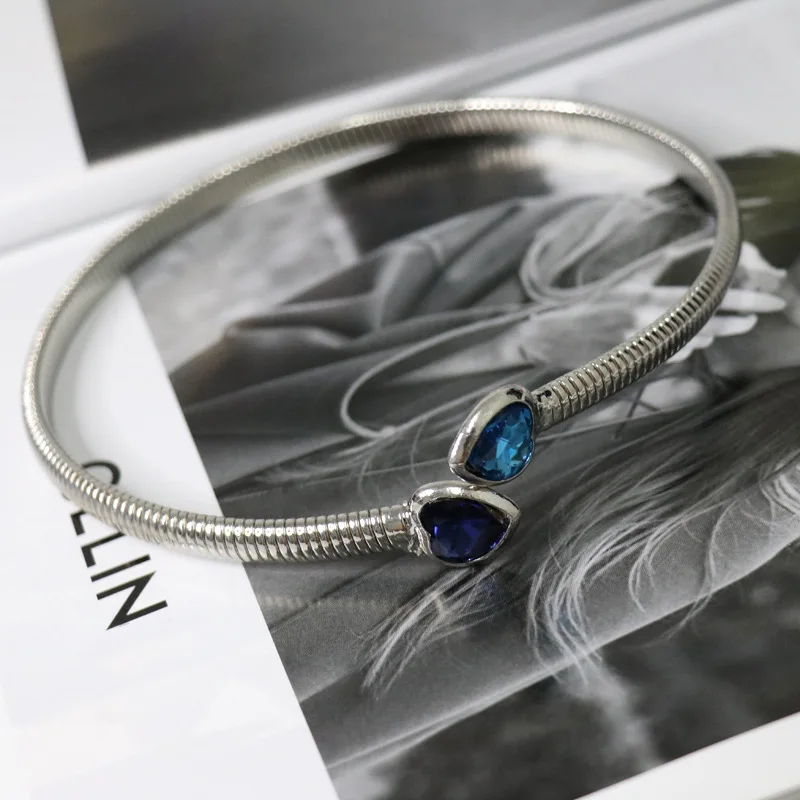 Red Heart Women's Choker Studded with Rhinestones Fashionable Bohemian Style Exaggerated Party Necklace For Woman Jewelry New