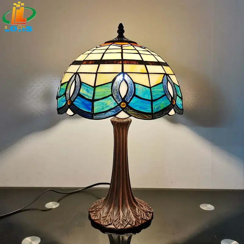 

30CM European Antique Minimalist Desk Lamp Tiffany Style Living Room Study Reading Glass Lighting Metal Base E27 LED Bulb