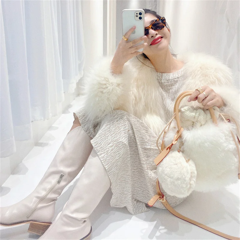 Women's Luxury Plush Bucket Bag High Quality Wool-fur Bucket Handbag New Knitted Fluffy Drawstring Closed Satchel