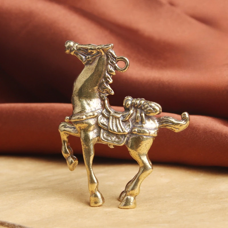 

Retro Pure Brass Feng Shui Horse Car Key Chain Pendant Bring Good Luck Immediately Win Home Desktop Decoration Festivals Gifts