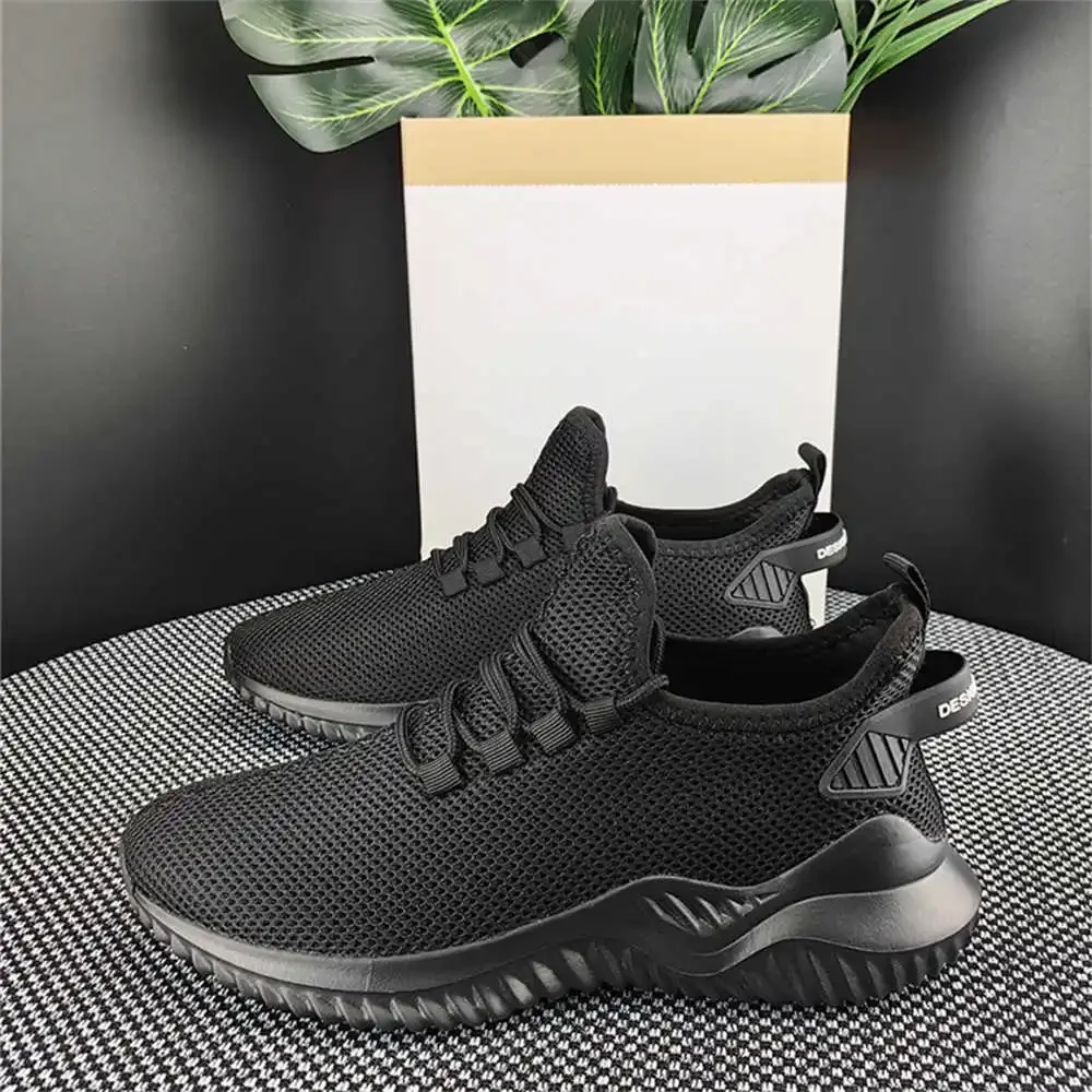 

Size 41 Sumer Skateboard Shoes Men Boot Due To Black Top Sale Life Sneakers Sports Designer Collection Super Sale Krasovki