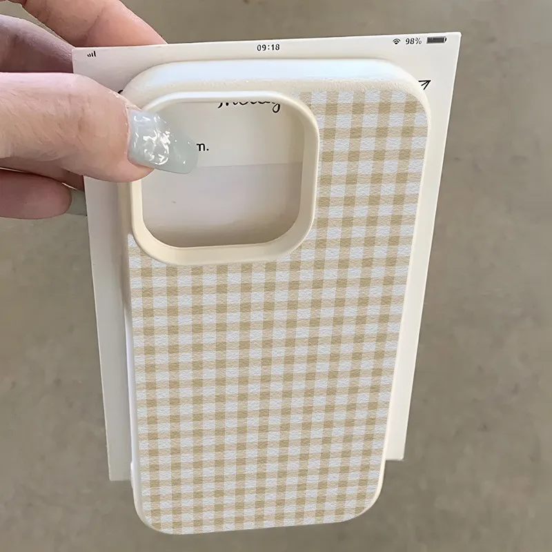 Elegant Lychee Texture Striped Grid Silicone Phone Case