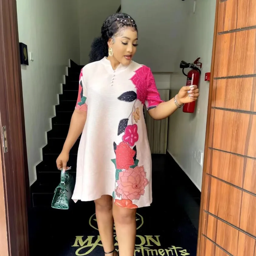 

2023 Summer Fashion African Women Short Sleeve V-neck Polyester Printing Pleated Dress Dashiki African Dresses for Women