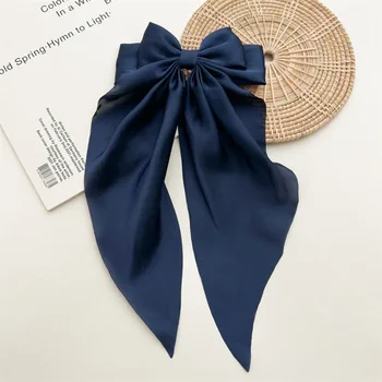 ذيل حصان نسائي بمشبك شريطي كبير من الساتان 14