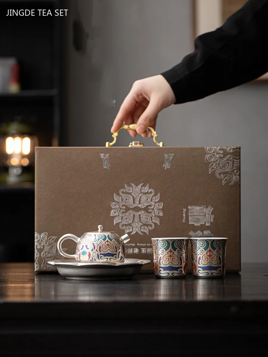 

High-grade Silver Plating Tea Set Light Luxury Retro Teapot and Cup Set Custom Beauty Tea Infuser Gift Box A Pot of Two Cups