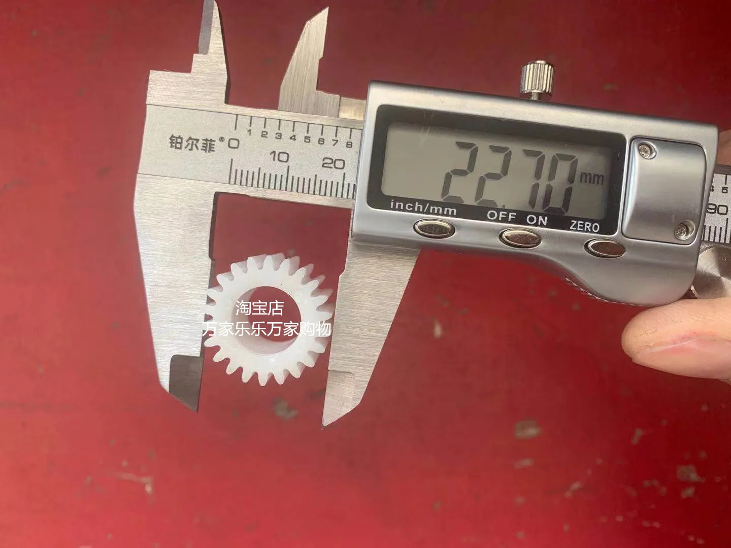 Description Picture 3 of itemHigh-pressure car wash machine K2 series K3 washing machine parts gear plate bearing ram angle plunger oil seal for KARCHER