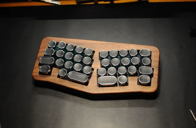 MiFuny qaz Alice Wired Mechanical Keyboard Kit 36Keys Wooden