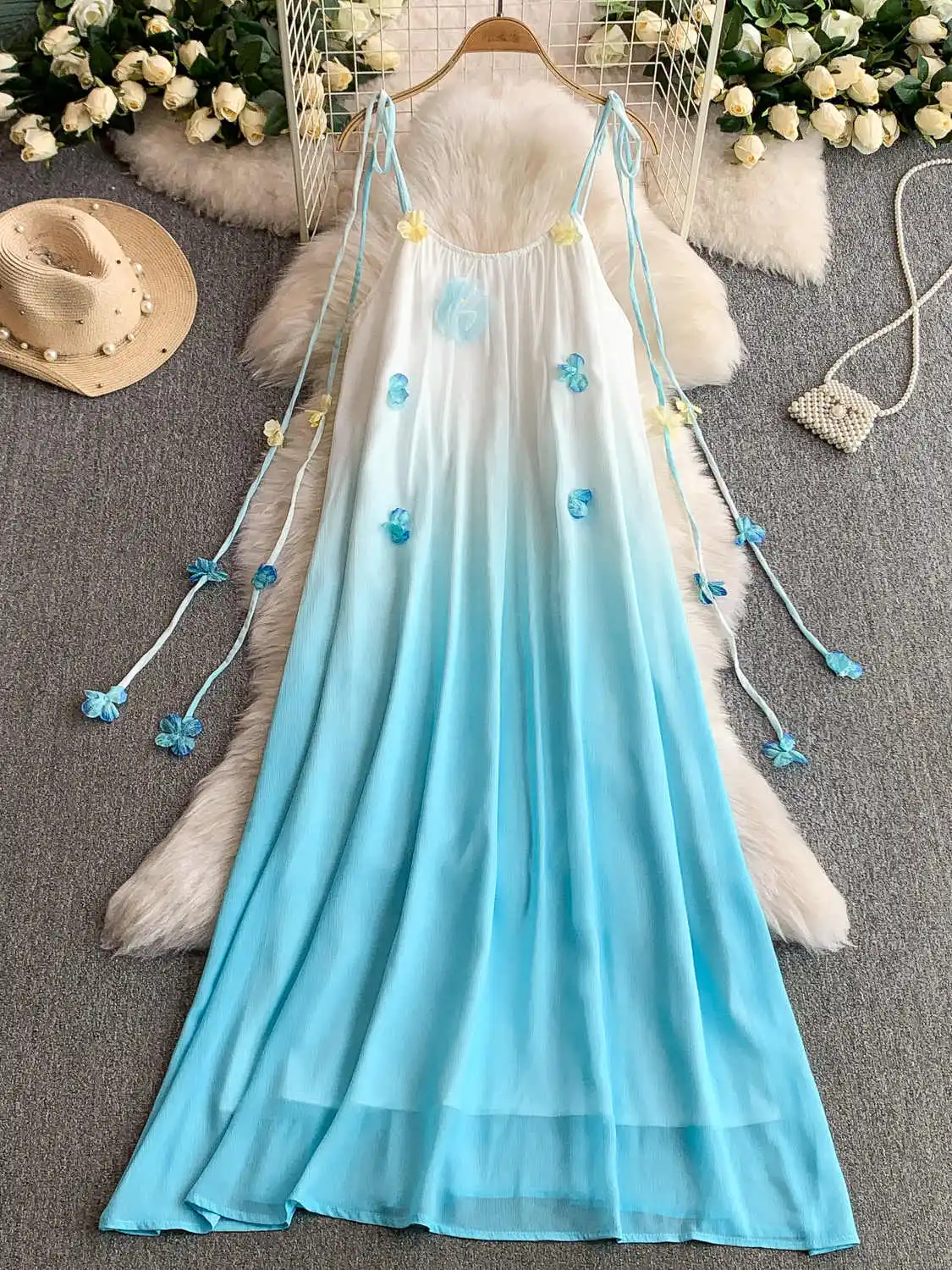 green emerald velvet dress Elegant Fairy Tale Blue Prom Ball Gown – Sparkling Tulle Princess Dress main image 1