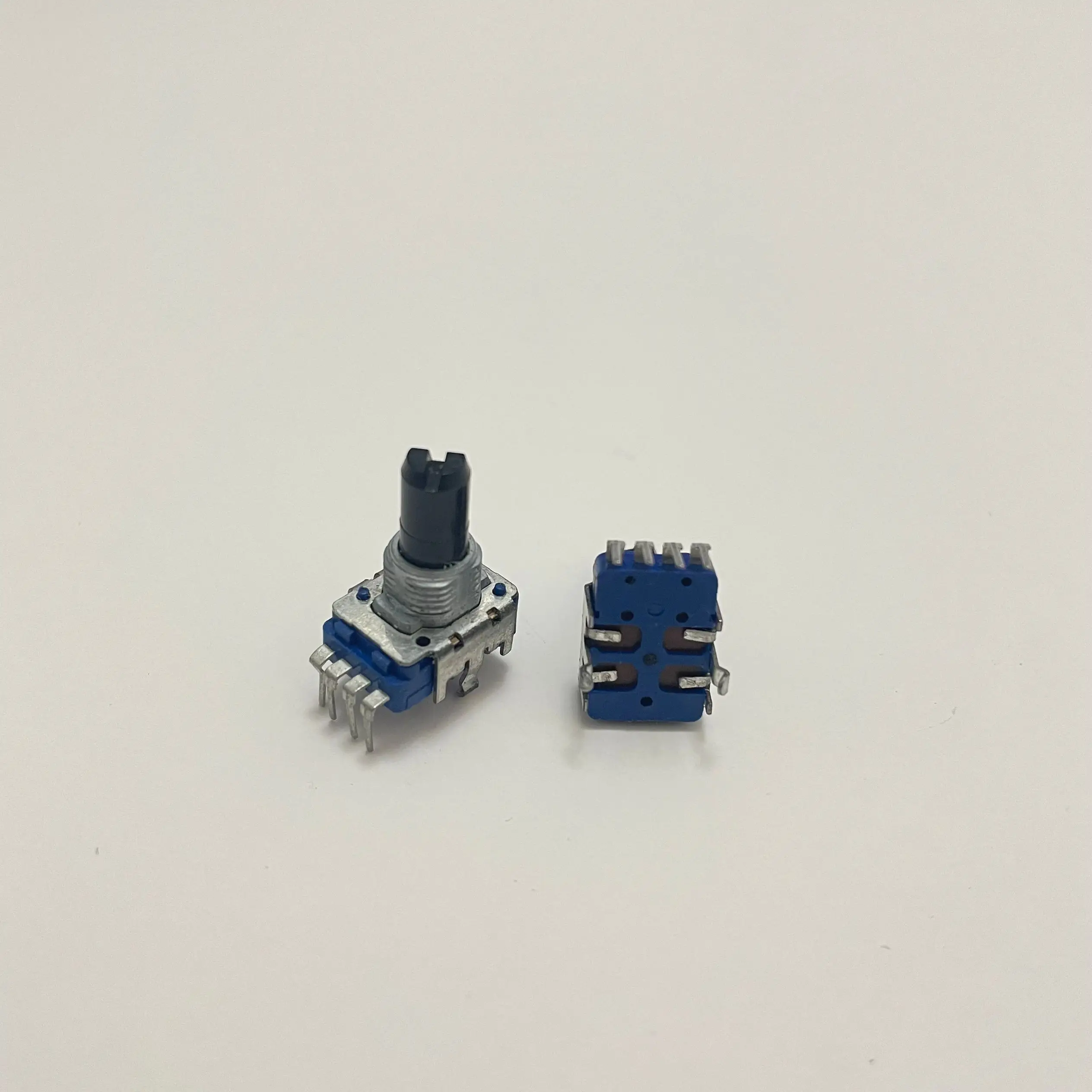 1pcs For Korg PA50, PA500, PA600, PA700, PA800, PA900, PA1000 Joystick Potentiometer