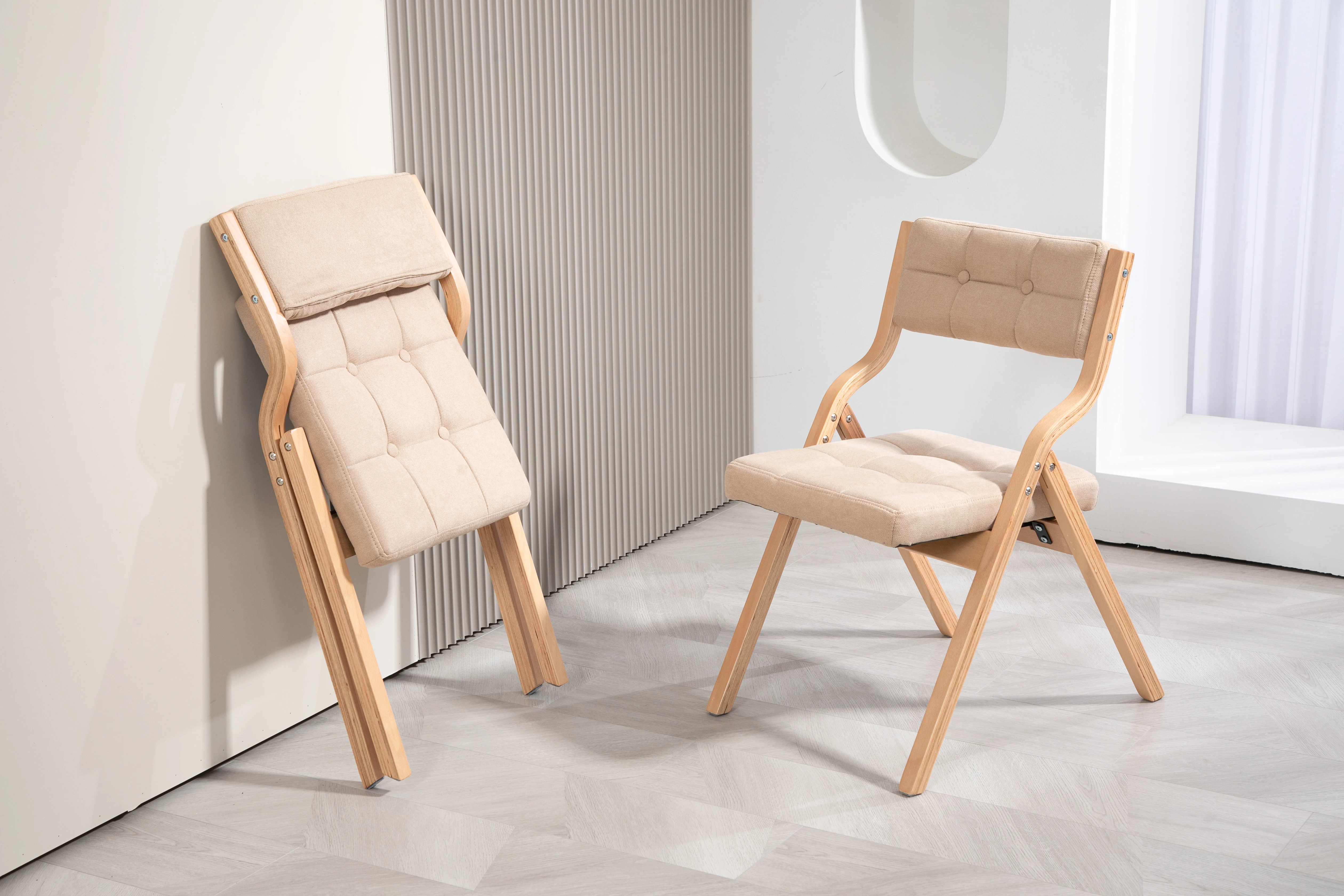 Klappstühle mit Kissen, gepolsterte Klappstühle aus Holz, 2er-Pack, tragbarer und zusammengebauter Klapp-Esszimmerstuhl – Detail 4