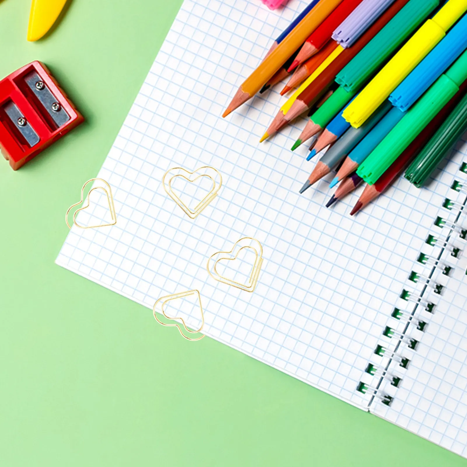 100Pcs 금속 종이 클립 사무실 연구를위한 크리 에이 티브 하트 모양의 작은 문서 클립 DIY 북마크 사진 앨범 봉투 홀더