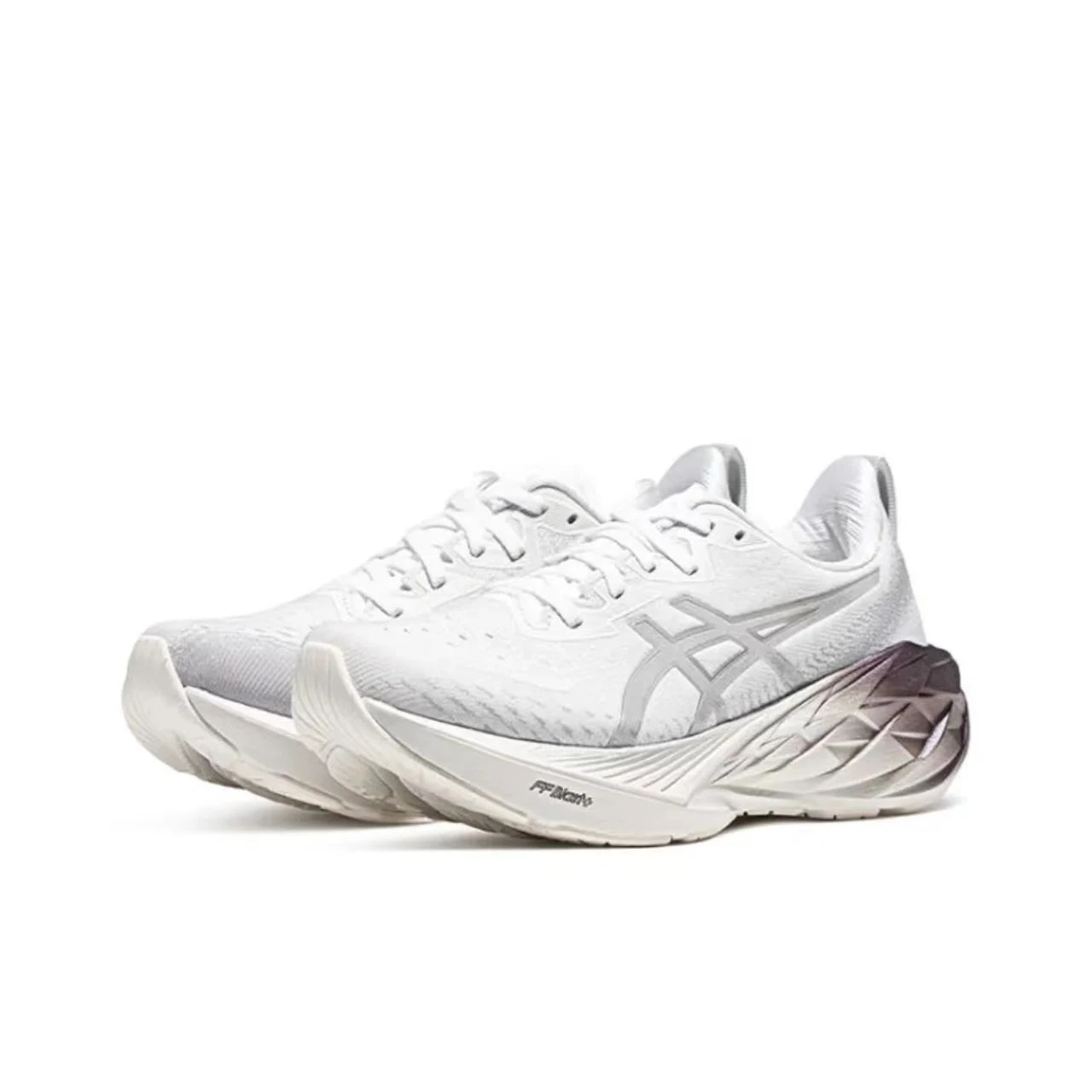 Asics Novablast 4