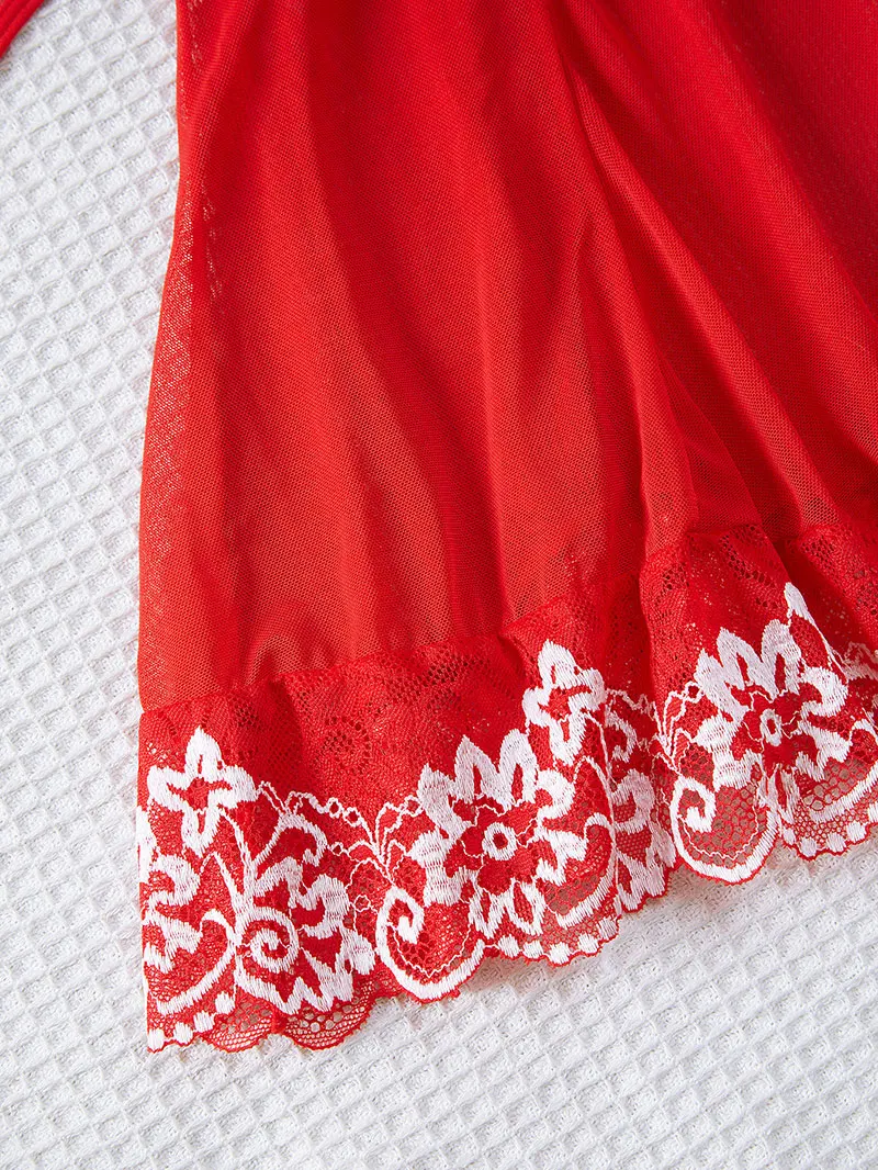 Läpinäkyvä pitsinen rintaliivit ja stringit setti babydoll_voghion.com