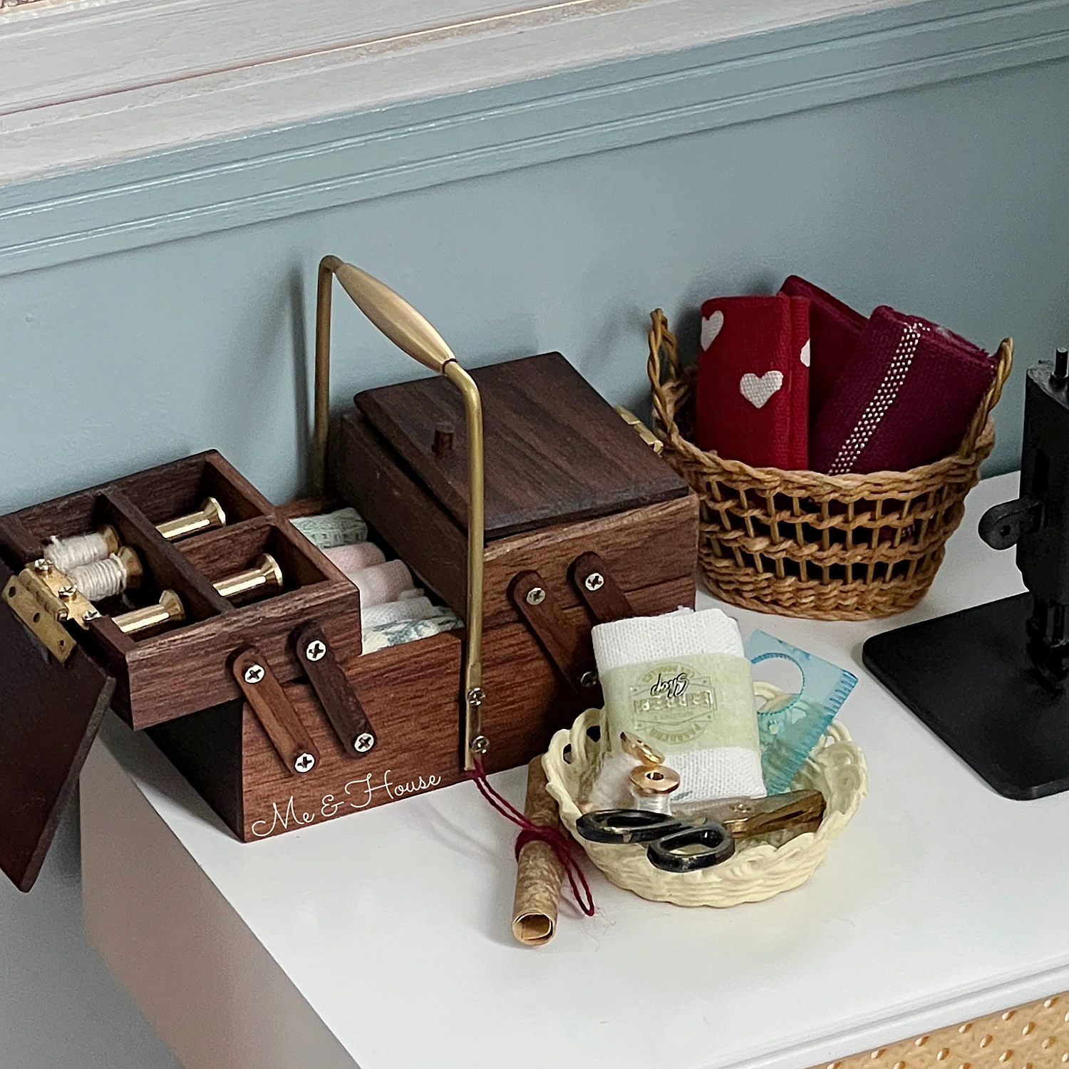 1/6 bjd ob11 miniature dollhouse furniture Mini model  Needle and thread storage box/sewing ornaments 3