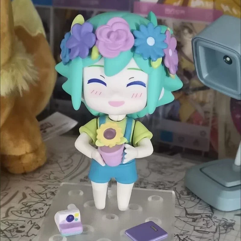 

The Omori Figure Anime Basil Chibi Figure PVC Action Model Toys Anime Figure Anime Action Figure Cute Kawaii Collection Boxed