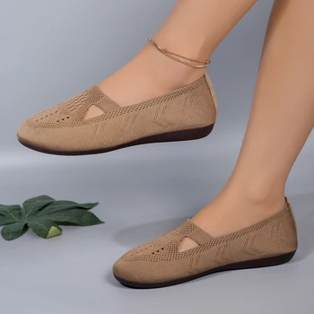 أزياء جديدة نمط أنيق بالإضافة إلى حجم أحذية العمل الربيع / الخريف جولة اصبع القدم مريحة المضادة للانزلاق أحذية رياضية غير رسمية للنساء