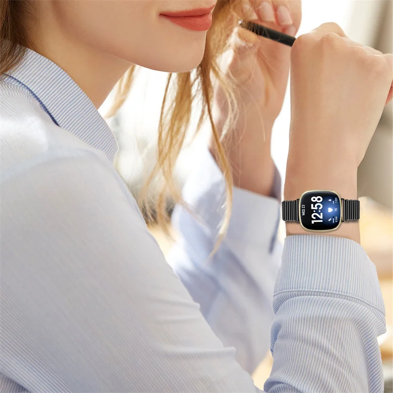 Stainless Steel Alpine Loop Wristband for Fitbit Versa - Premium Metal Watch Strap Accessory