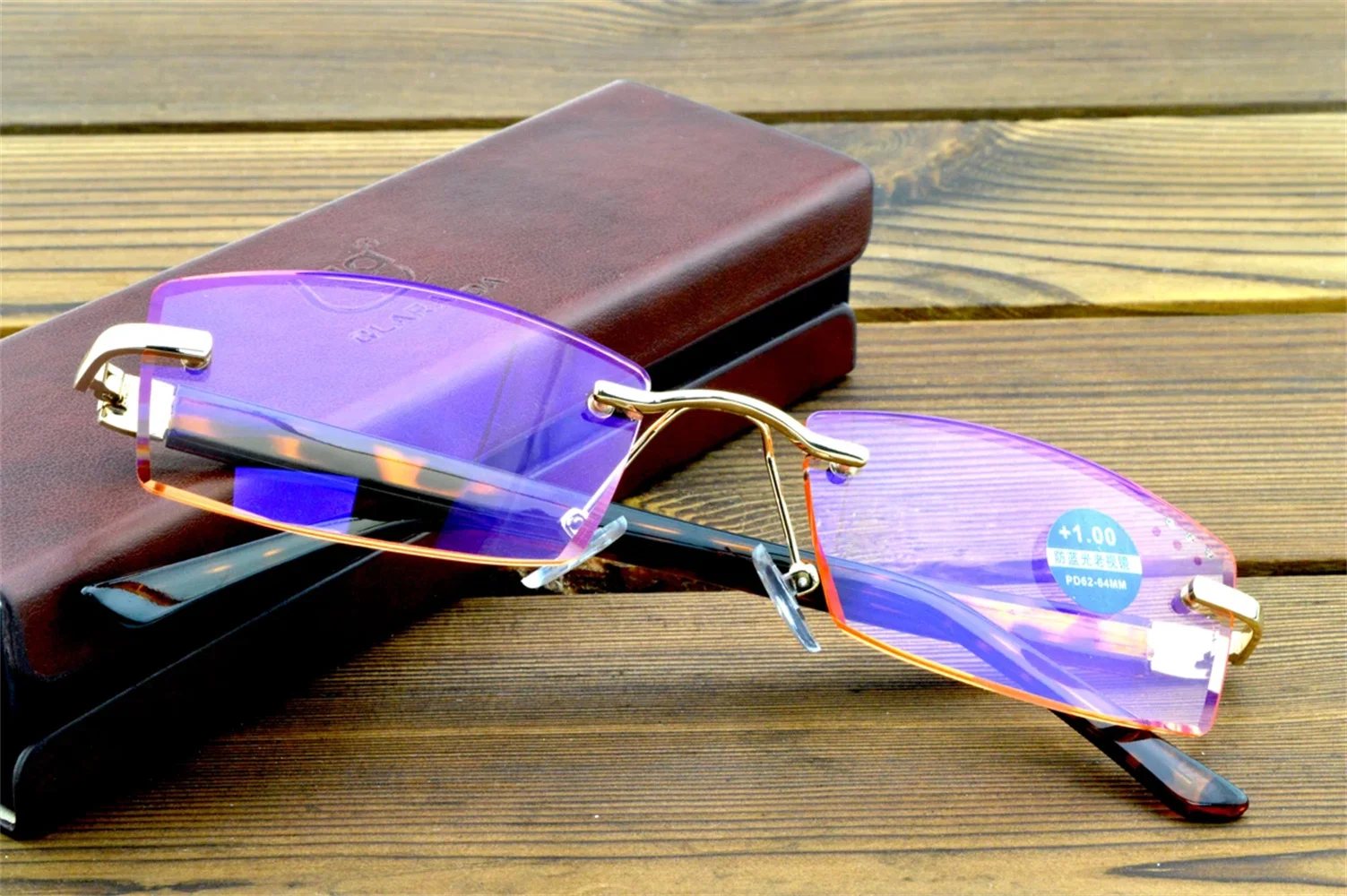 

Clara Vida American Brand Brown Tined Rimless Men Reading Glasses With PU Case +1 to +4