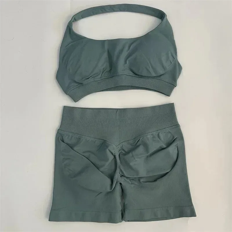 21 Pistachio Set