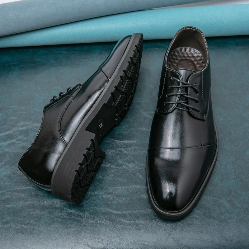 

Men's Wedding Shoes Black Derby Shoes Office Formal Men Shoes Business Handmade Gentleman Fashion Classic Lace-up Leather Shoes