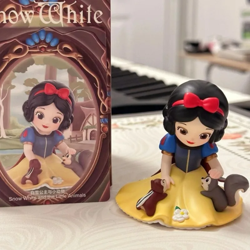 【美品】　ディズニー白雪姫の小人のフィギュア付きボックス ディズニープリンセス ディズニー 白雪姫と7人の小人 陶器ヒンジ