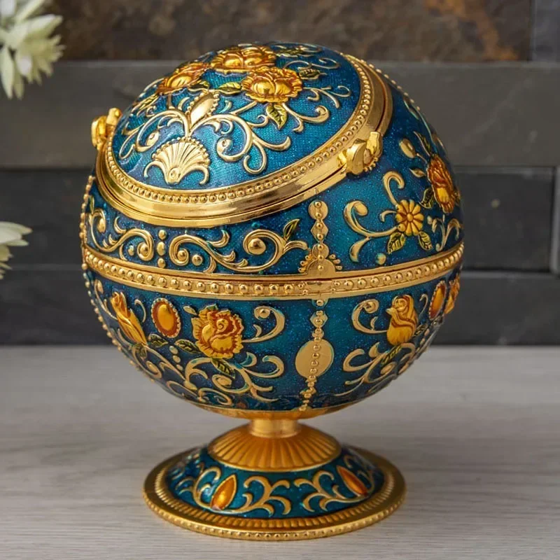 Creative Personality Office Hotel Metal Castle Spherical Ashtray With Lid Practical Coffee Table Ashtray Luxury Cigar