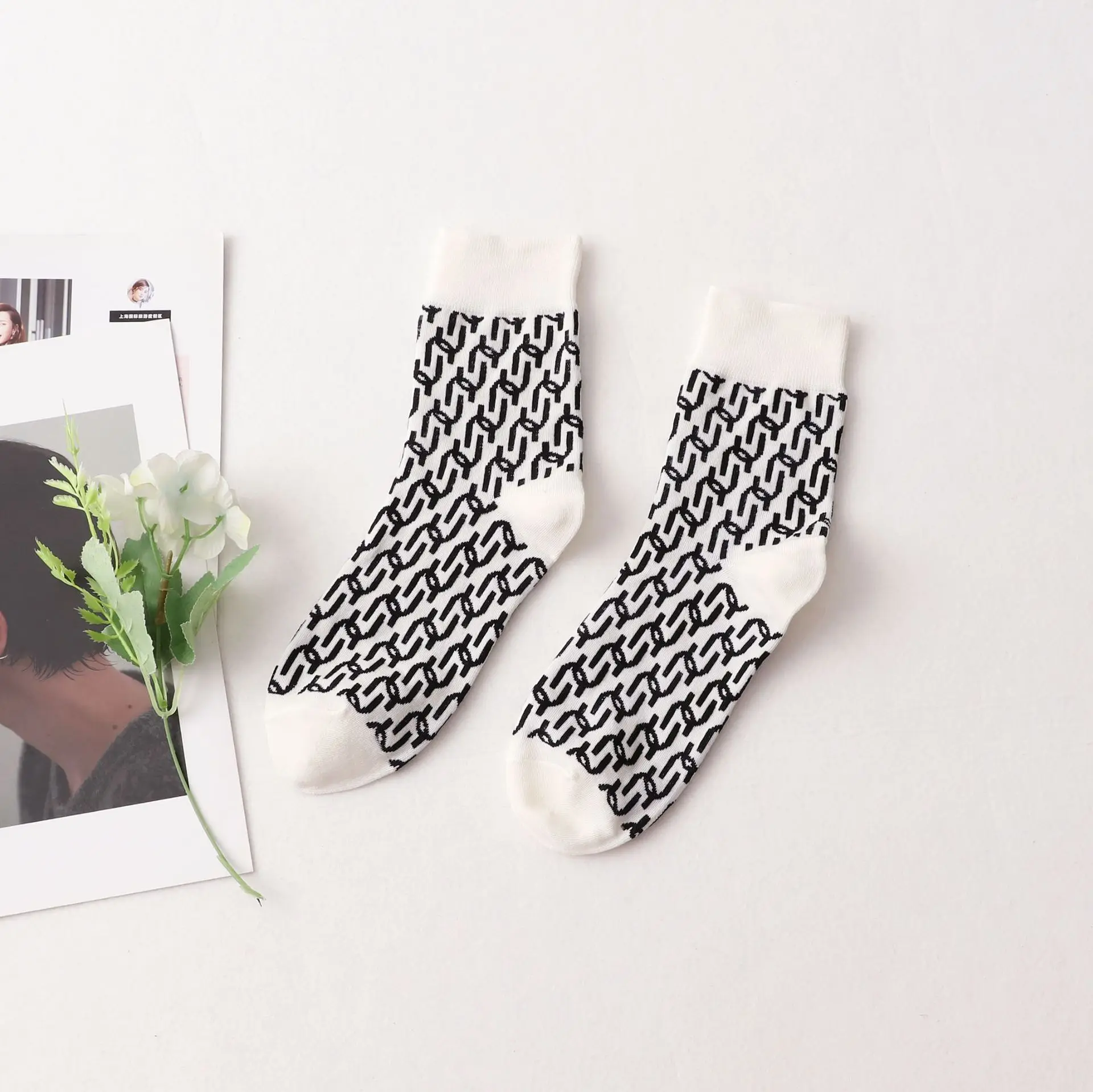 Natural Mulberry Silk Retro Old Flower Medium Sleeve Skincare Comfortable High Elastic Women's Real Silk Casual Sports Socks