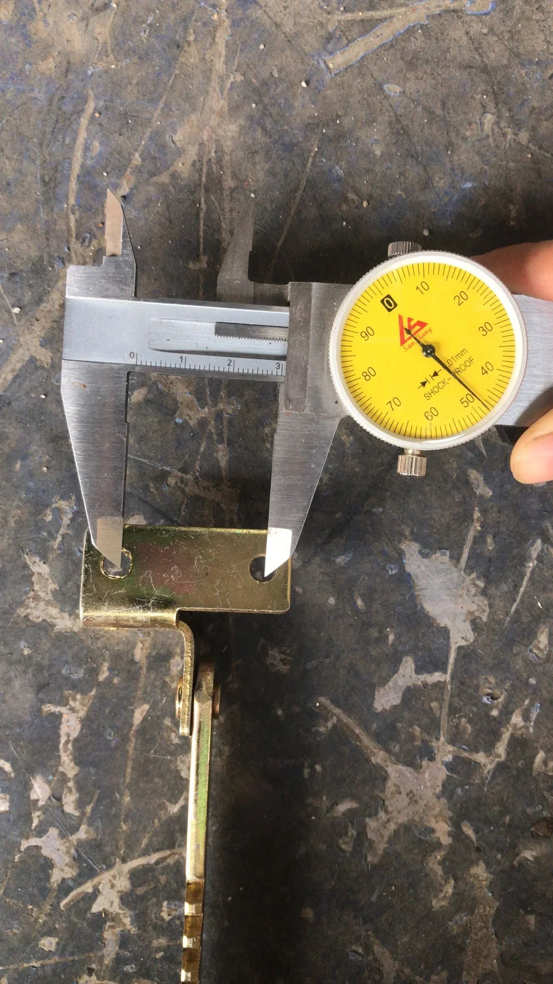 Description Picture 4 of item1pcs Heavy duty Hinge Adjustable Angle Lift Sofa Bed Headrest Hinges Massage Table Support Frame Mechanism Furniture Hardware