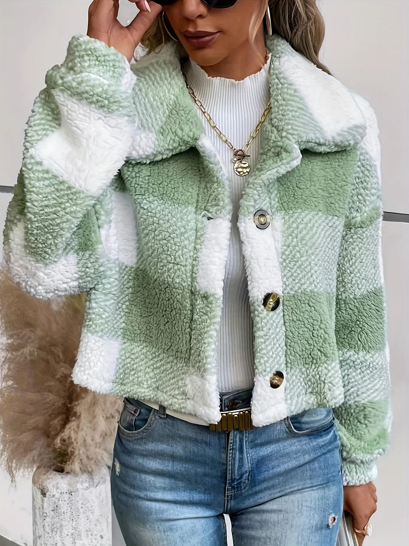 Manteau court teddy rose poudré femme doux confortable automne hiver mode